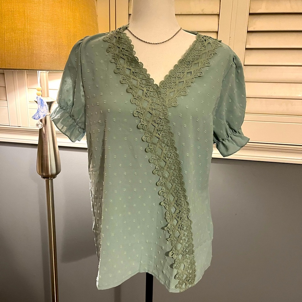Sage green size large lace trim short sleeve top